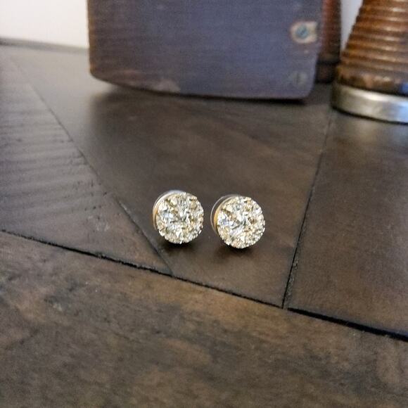 Women's Fashion Faux Druzy Stud Earrings in Gold Tone Warm Champagne - Picture 2 of 10